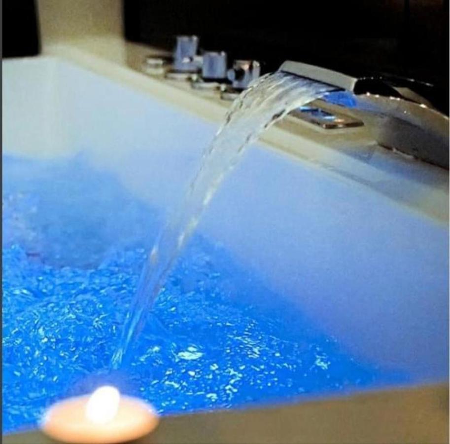 Umberto I° Suite & Spa Νάπολη Εξωτερικό φωτογραφία