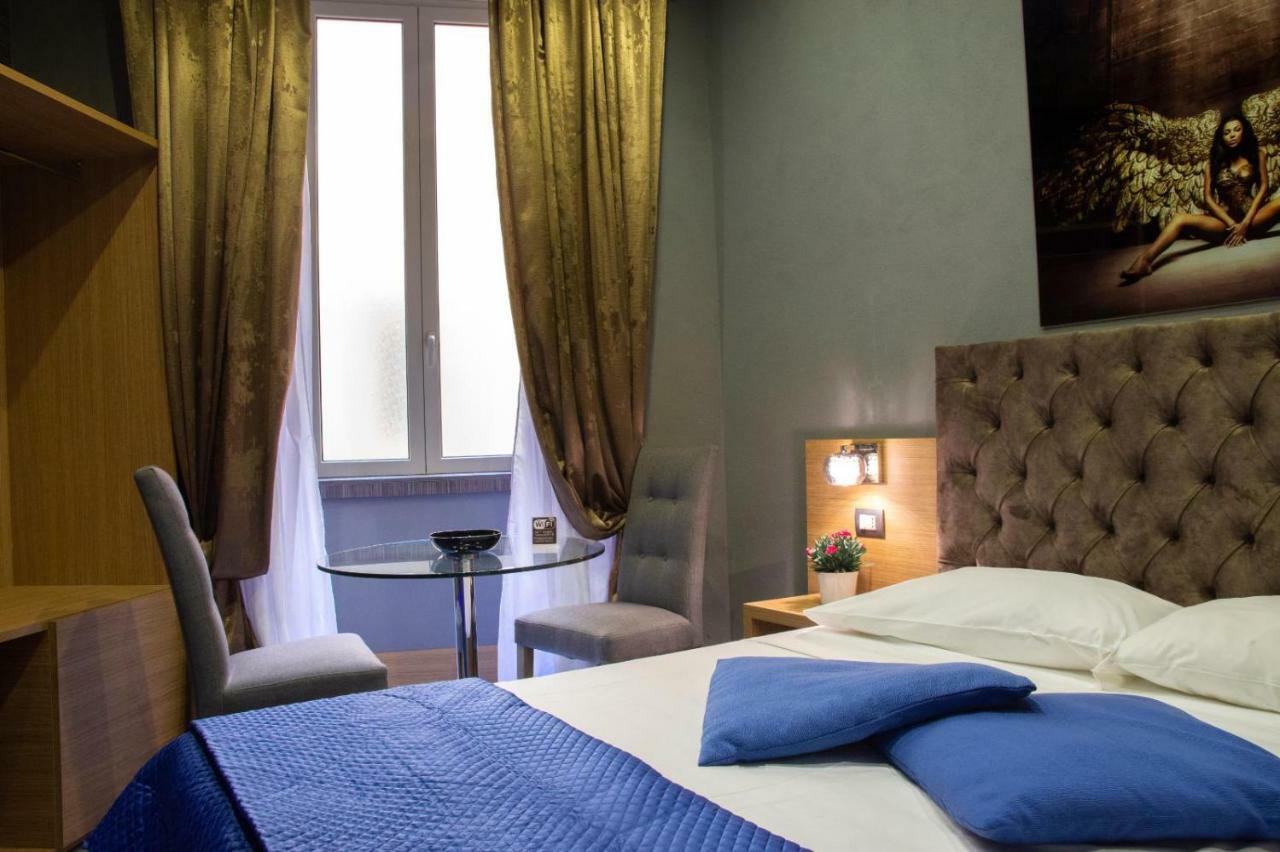 Umberto I° Suite & Spa Νάπολη Εξωτερικό φωτογραφία