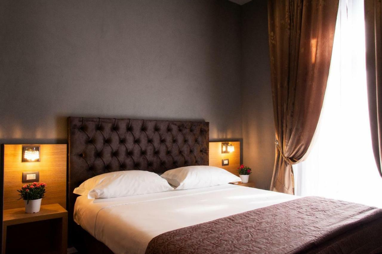 Umberto I° Suite & Spa Νάπολη Εξωτερικό φωτογραφία