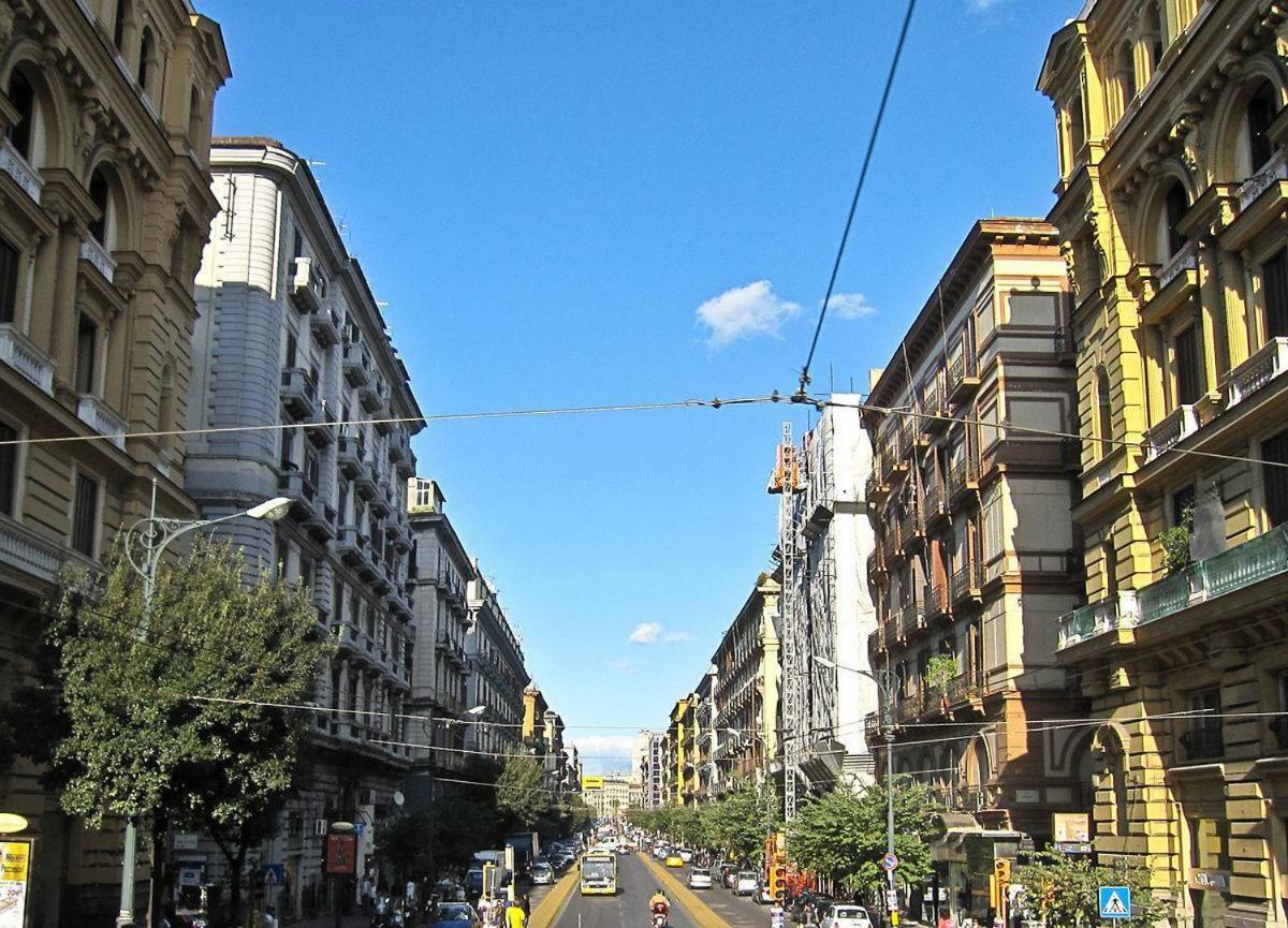 Umberto I° Suite & Spa Νάπολη Εξωτερικό φωτογραφία